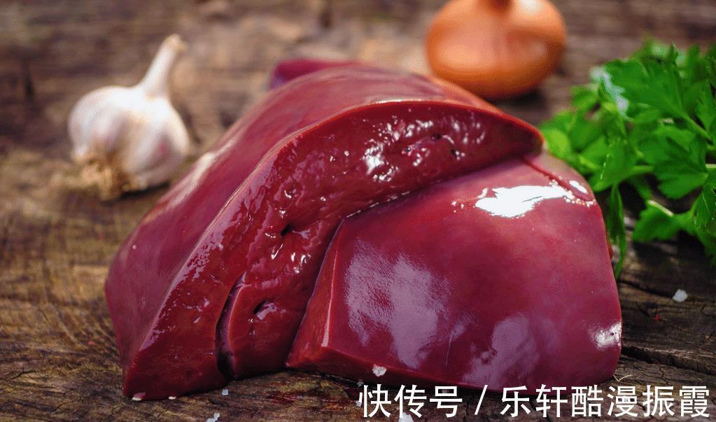 美味|猪肝怎么炒才滑嫩大厨教你一招,出锅不老不腥,健康营养又美味