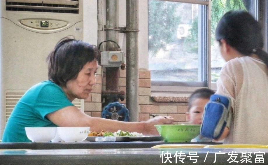 丧命|数百个孩子吃完这些水果丧命,做家长的一定要看,别被无知害了命