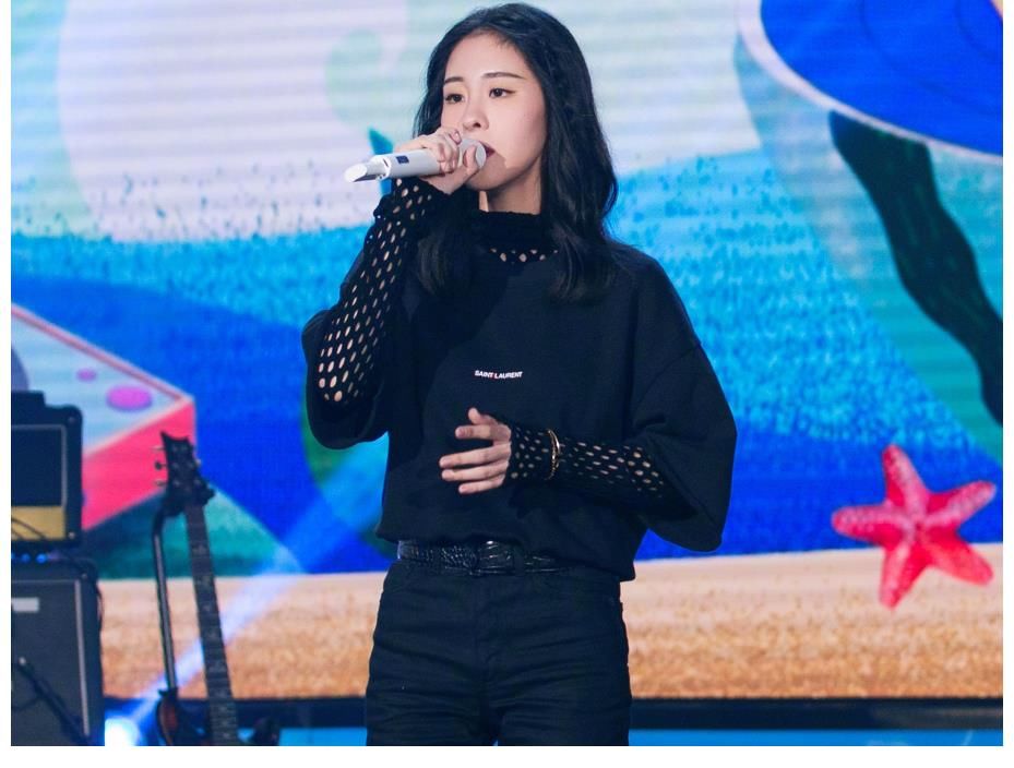 吴莫愁|《中国好声音》模式有变,四位大咖导师各配一位高颜值女歌手助教