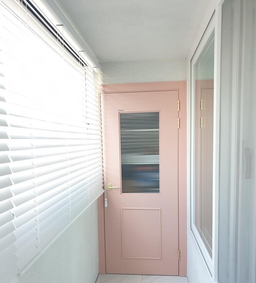 现浇|韩国人聪明,不考虑阳台封不封,直接在护栏边装推拉门,安全实用