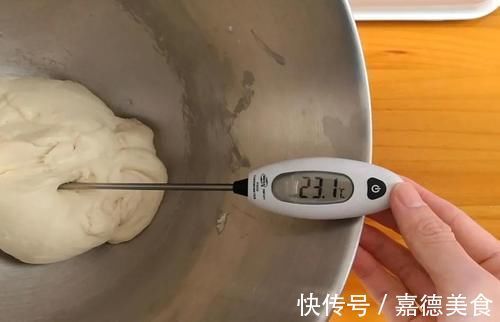 面团|盐面包，无法抵挡的岩盐风味！怎么吃都不腻