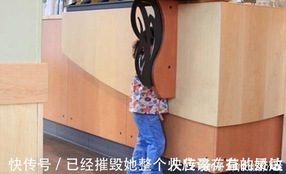 孩子|“宝宝,出来吧,你赢了!”,女宝和妈妈捉迷藏,却再也没有出来