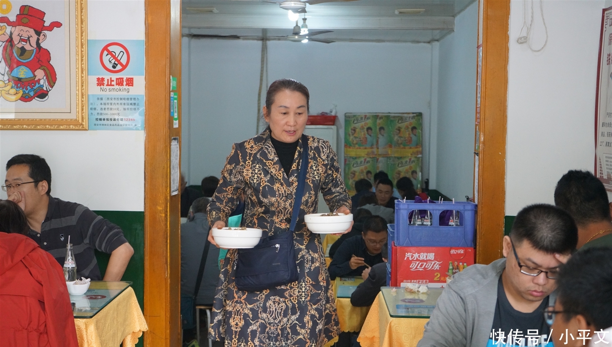 家羊肉面|50岁阿姨卖羊肉面23年,一天300碗年流水200万,全凭三大“秘方”