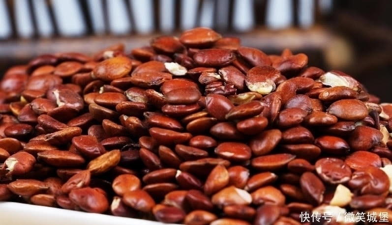 失眠|乡下这种小野果,特别功效能治失眠,果仁很珍贵药店1千克30元