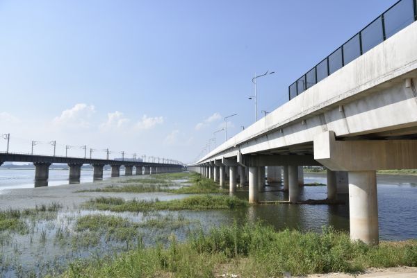 长江|黄石昔日“浓硫酸码头”变身休闲公园