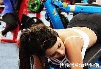 女神|身高不到1米6的她, 因为身材而得名, 如今成为微胖界女神的佼佼者