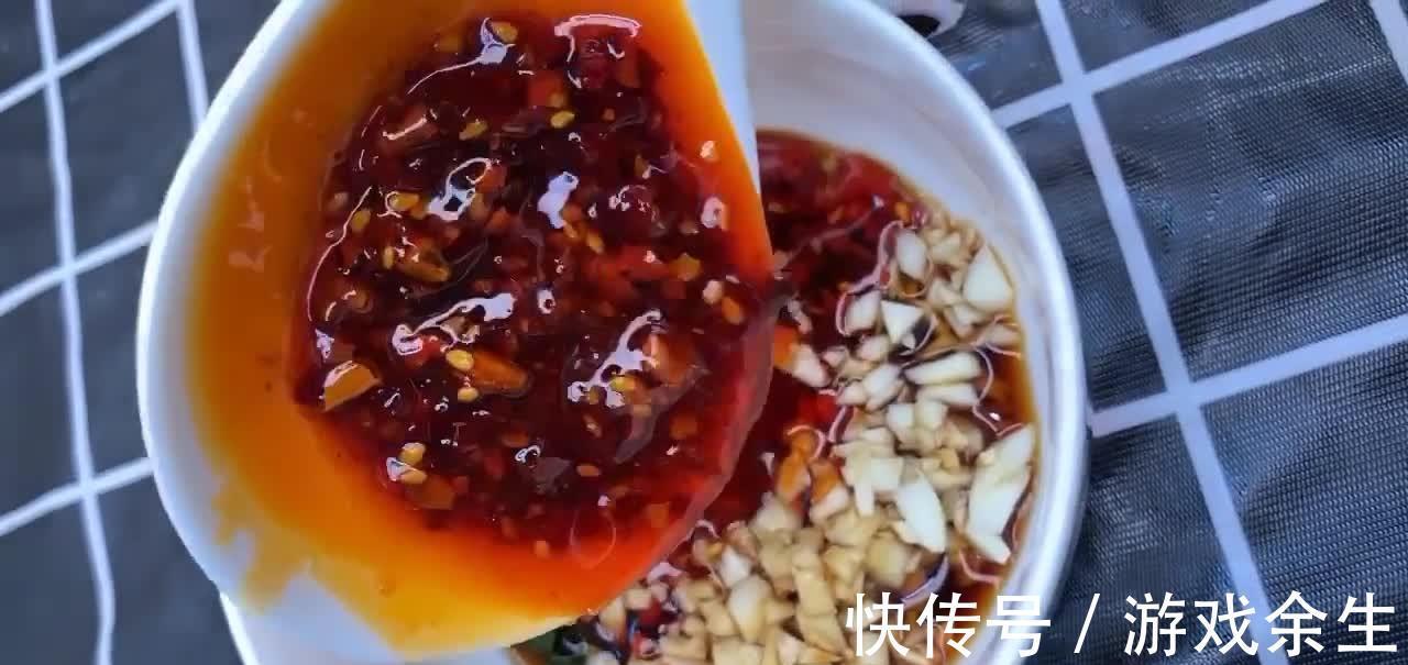 卤猪蹄的做法,用什么香料全部告诉你,骨香入味耐啃有嚼头!