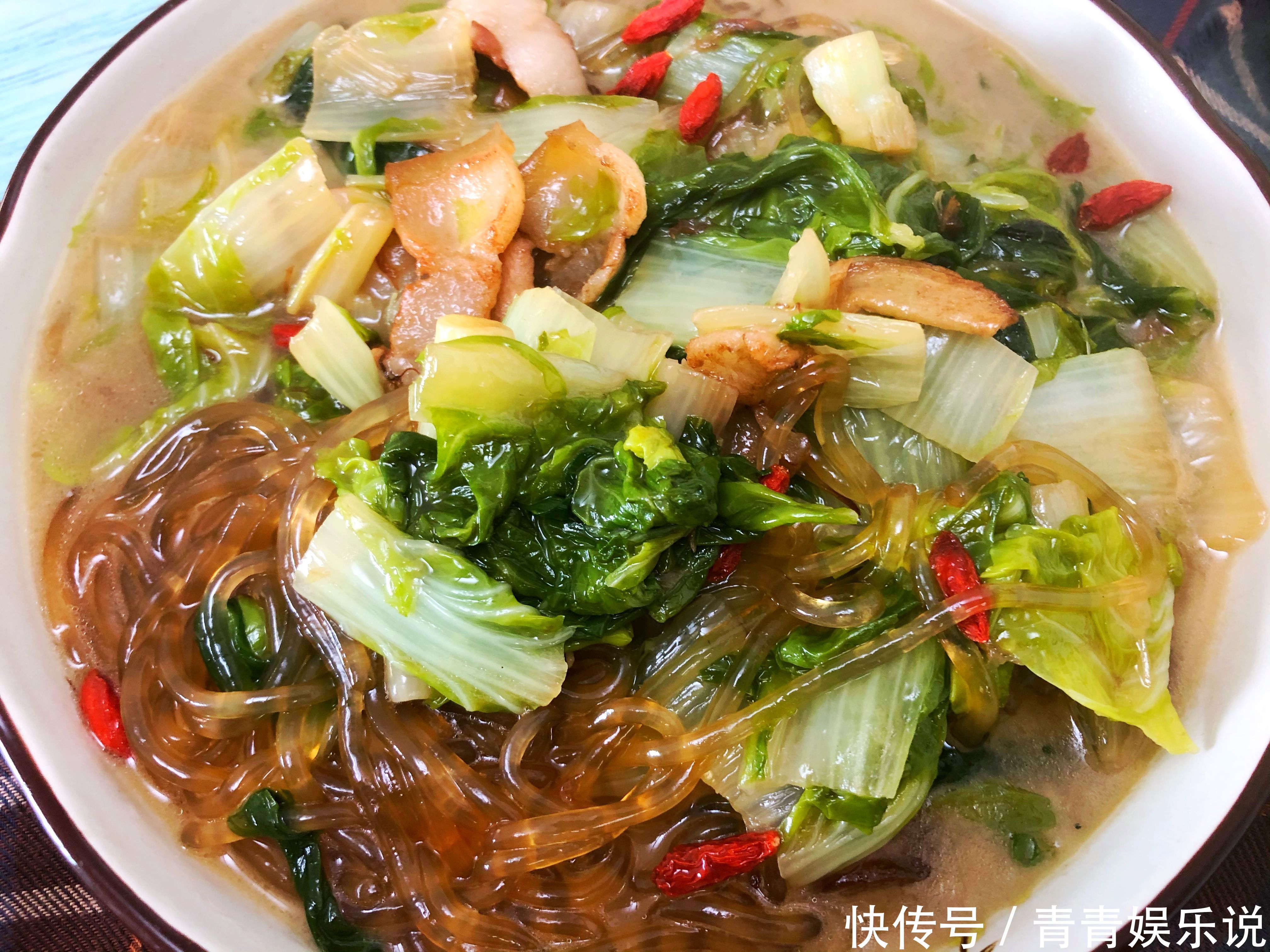 大白菜最经典的吃法,20分钟炖1锅,1人1碗,吃着太过瘾了!