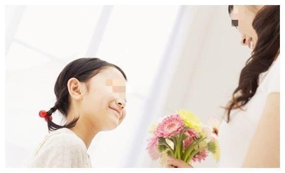 生理现象|10岁女孩“夹腿”被妈妈骂不要脸,什么是夹腿综合征,家长了解下