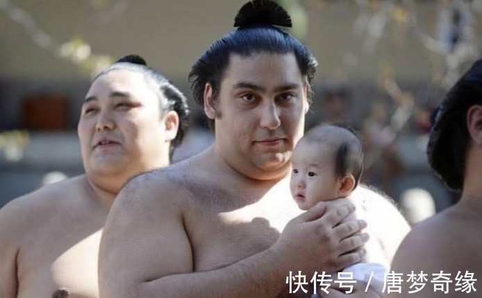 相扑|日本相扑手每天吃什么要不亲眼所见,谁敢相信这是真的