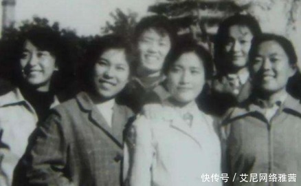 1977年恢复高考，我国第一位高考女状元，语文成绩差1分满分