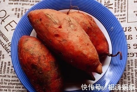 糖汁|原来电饭锅烤红薯如此简单,不放水也不加糖,红薯个个能流糖汁