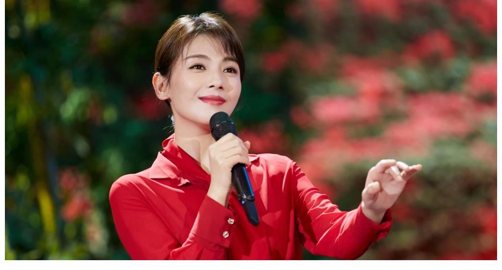 老中青|央视百年礼赞晚会：王一博张艺兴传播正能量，那英刘德华再唱《东方之珠》引回忆杀