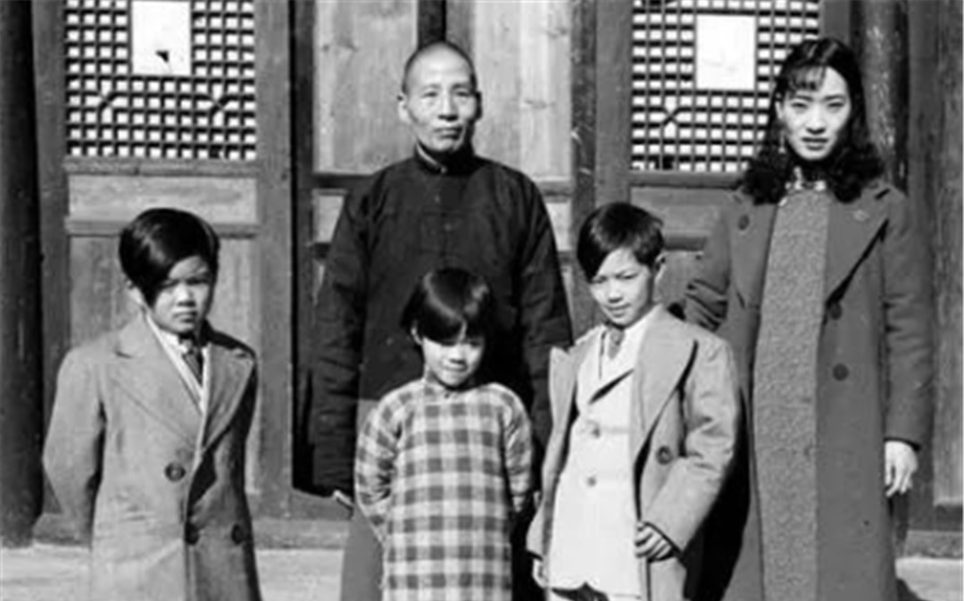 刘文辉|刘湘是刘文彩的侄儿子,刘文彩为什么要请人去刺杀刘湘?