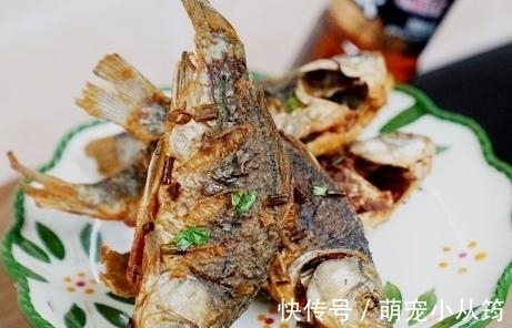 秋后碰到我从不还价的鱼,一买就是5斤,营养极高,煎着吃特香