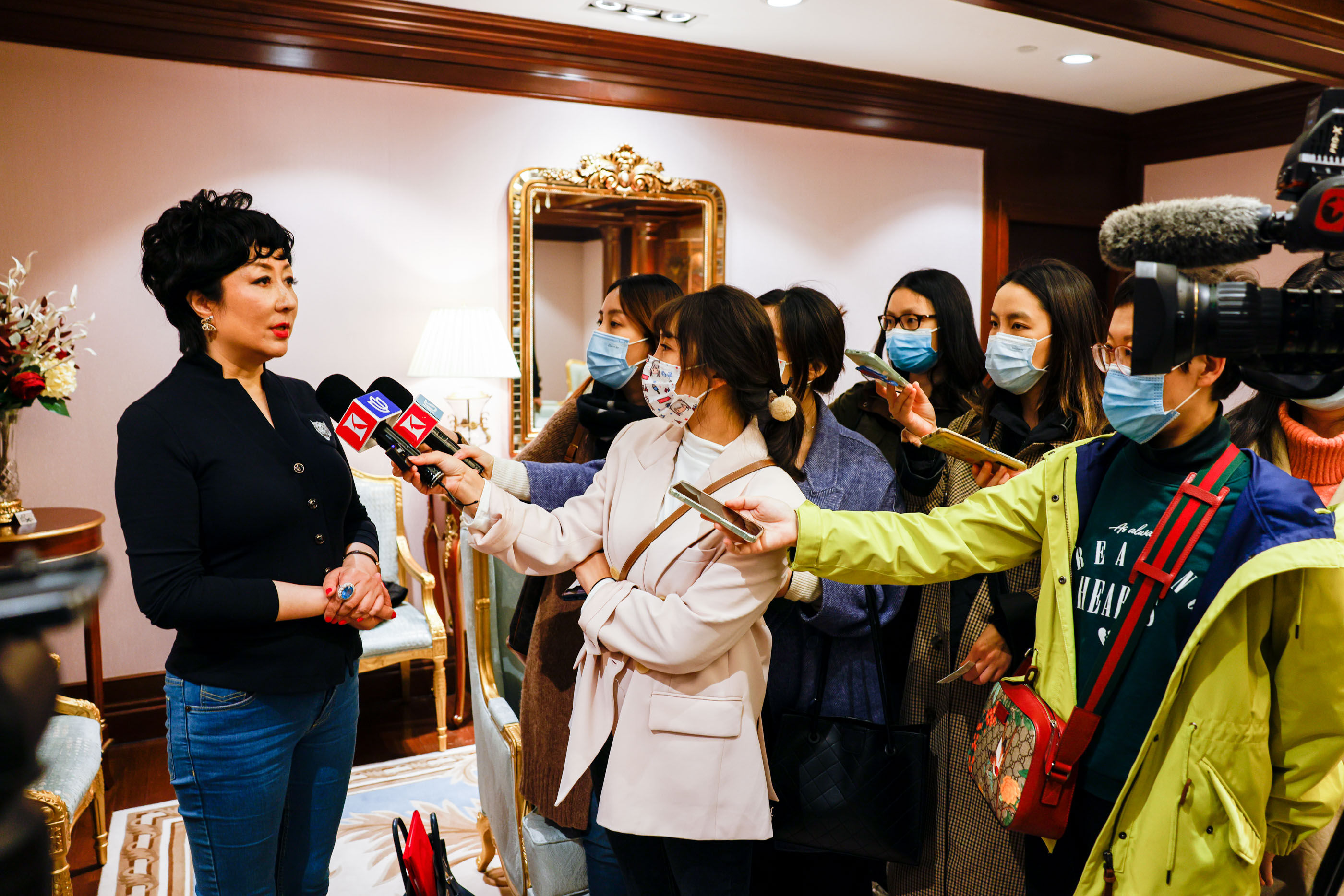 幸存者之歌#贝拉《幸存者之歌》在上海唱响，文学与音乐交织诠释人道主义精神