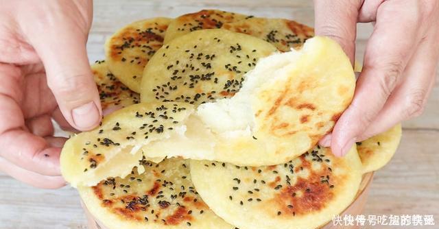 全程|外婆30年的烙饼诀窍,全程详细教你,烙出的饼柔润不发硬,超好吃