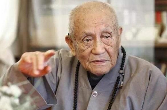 一位老僧说:当你落魄了,连亲人都“瞧不起”你,请牢记这三句话