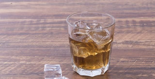 每天喝白酒的人,长期下来可增强人的免疫力本