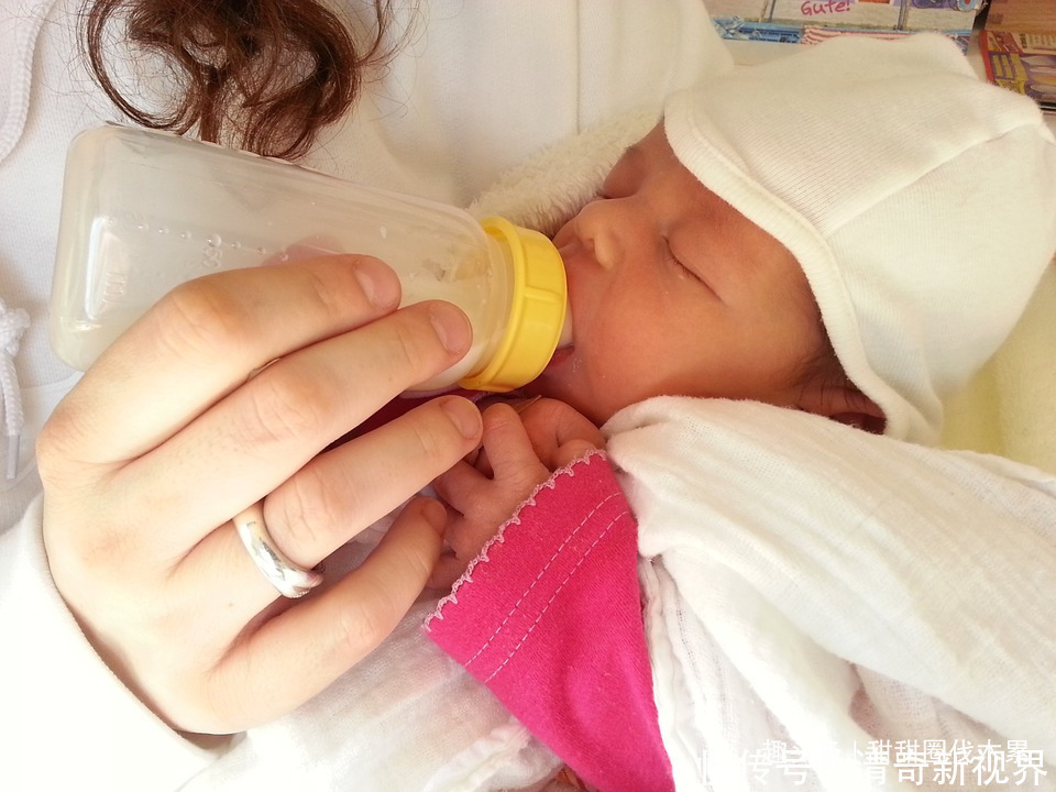 背奶包|这一份背奶妈妈指南,让你上班和母乳喂养两不误