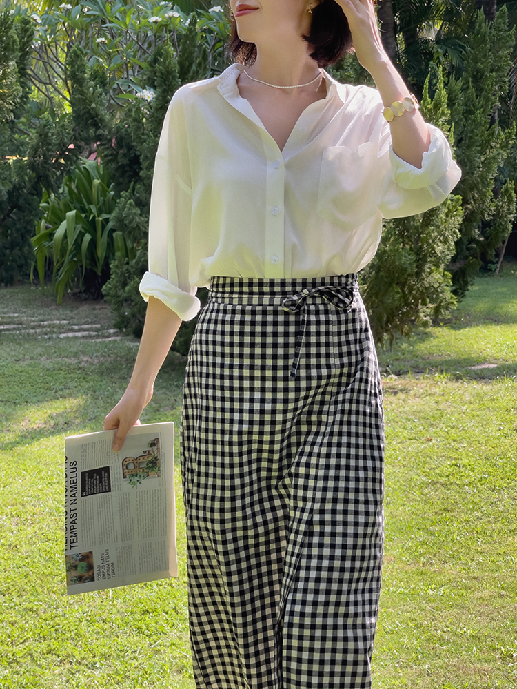 搭配|女神博主的夏季穿搭技巧,碎花上衣搭配牛仔裤高级洋气,显高显瘦