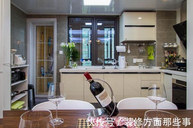 轻奢风|138平现代风四居室,这个轻奢风太时尚了