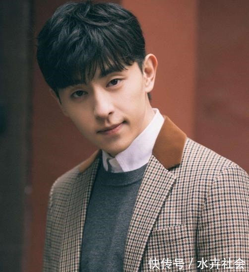 近期“最红”综艺明星公布蔡徐坤仅排第四，榜首靠实力取胜！