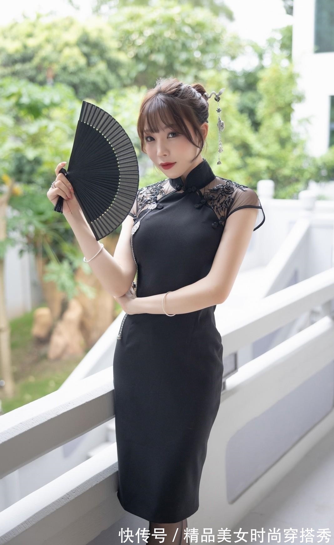 小姐姐 黑色旗袍裙搭配尖头高跟鞋，曼妙又优雅，超级显轻熟感