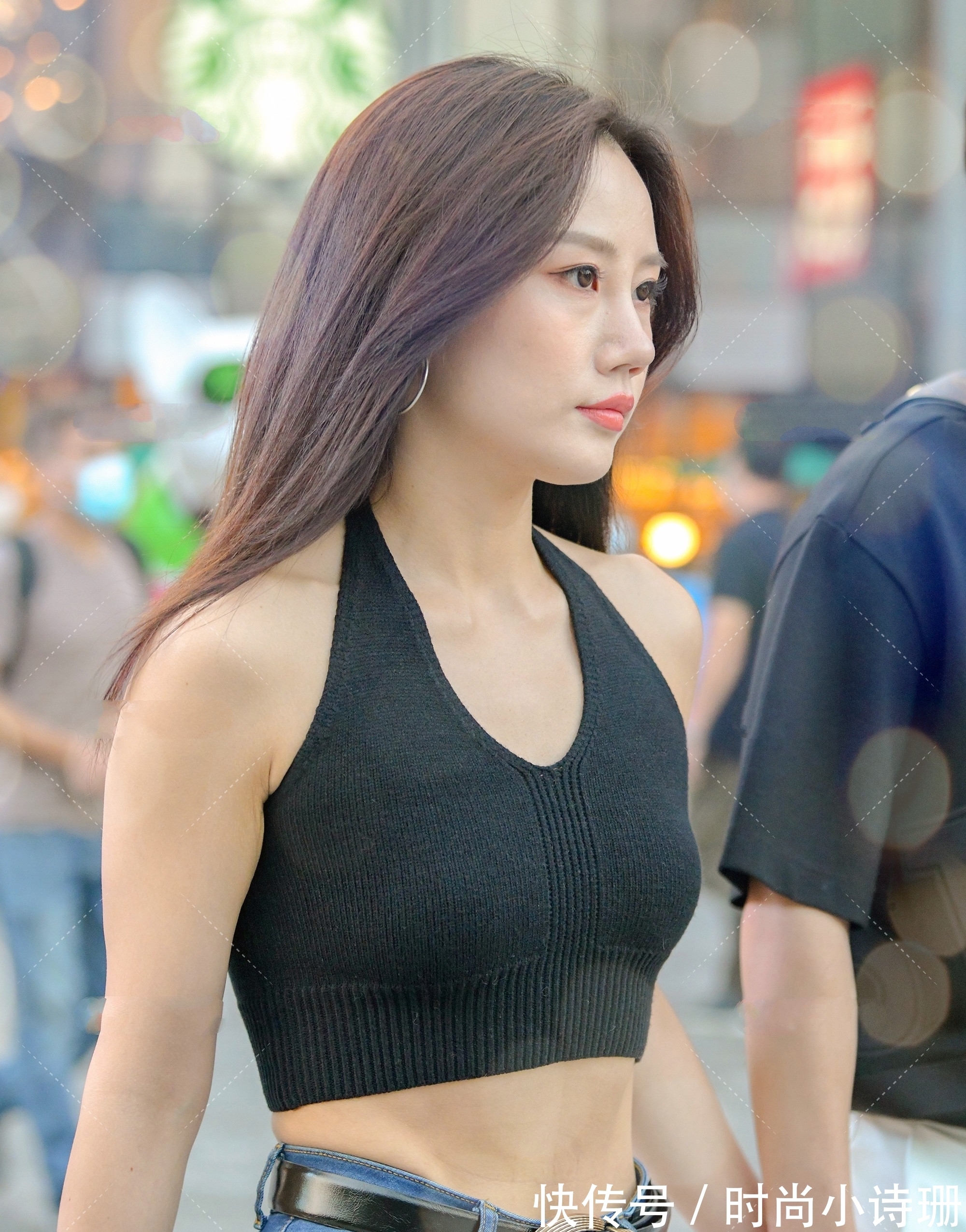 背心|显瘦又显高的阔腿裤,搭配黑色运动背心,减龄又时尚