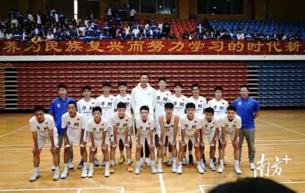 康复|网上说天赋比努力重要？易建联：建议少上网