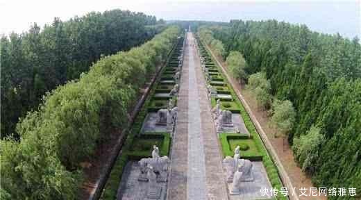 塌方|他的父亲因为山体塌方永远的埋在山下,他却因祸得福成为了皇上