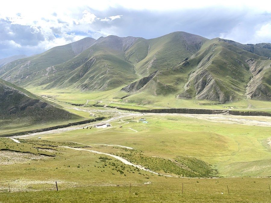玉树藏族自治州|中国守护绿水青山绘就生态文明画卷