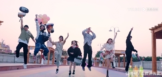 怦然心动 《怦然心动》朱非儿王正卓be,牙牙辉辉成功牵手,赵天昊最可怜