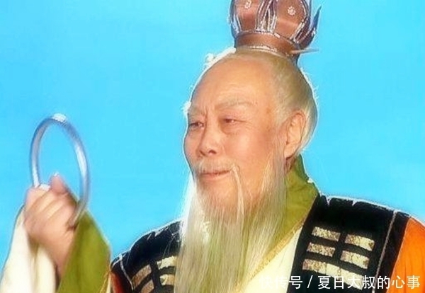 玉帝|西游记里说，孙悟空大闹天宫时曾和关羽打过一架，二人还不分胜负