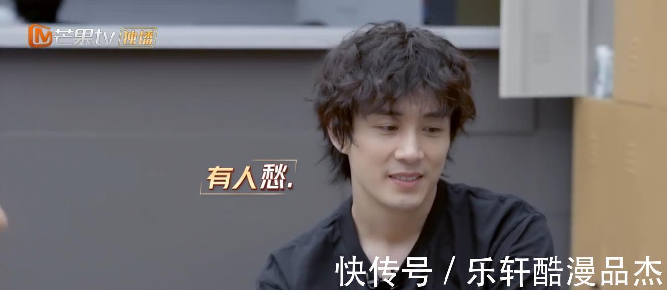 陈小春|《披荆斩棘》复盘一公舞台,大湾区团魂炸裂,陈小春惊艳全网!