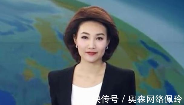 央視|央視“最神奇”主持人,經常口誤卻依舊討喜,網友調侃:工資扣光