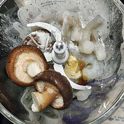 爆浆芝士香菇虾饼