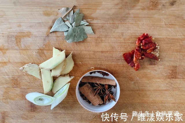 腥味|炖牛肉时，只需加入一勺特殊食材，牛肉软烂鲜香没腥味，百试百灵