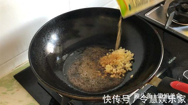 烧肉|夏天要多吃茄子，茄子如此吃太香了，做法简单，比吃红烧肉都香