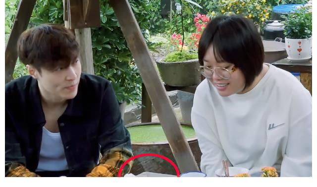 蘑菇|黄磊的“葱油拌面”能申请吉尼斯？看到张艺兴的剩饭，瞬间明白了