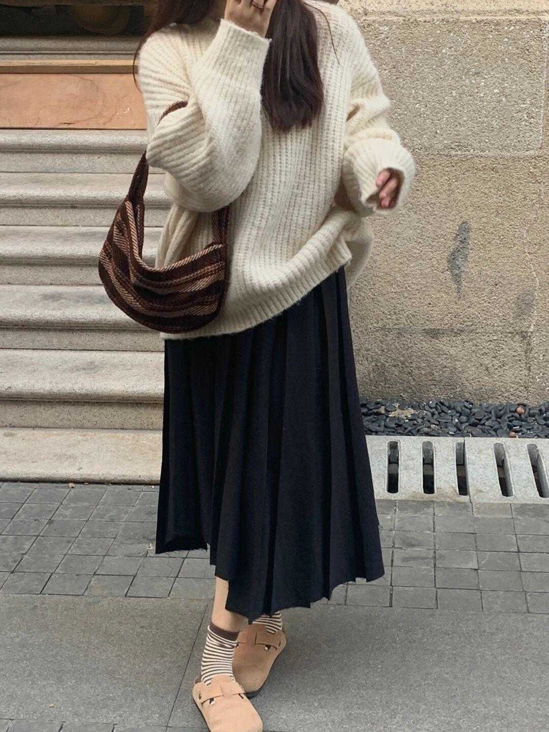 针织|早春不知道怎样穿?针织毛衣+半身裙是顶配,学会再也不用发愁了