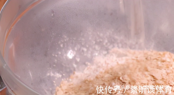 豆类|便秘最怕4种食物!隔三差五吃一次,比香蕉都管用清肠还排毒