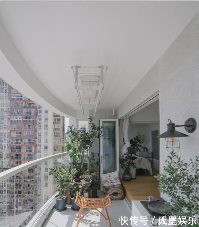 三居|110㎡三居,非传统客厅、超舒适餐厨区、绝美阳台,还偷出一间房