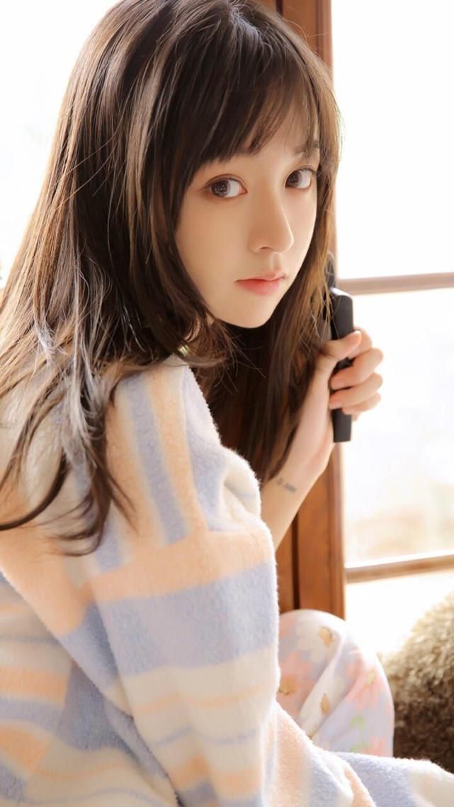 女生|被称为整容模板的女生,脸上都有这4个特征,我只中了2个