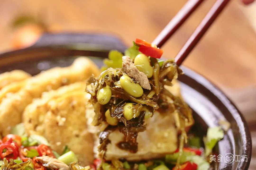豆腐|豆腐的经典吃法，3个人一大锅，顶饱