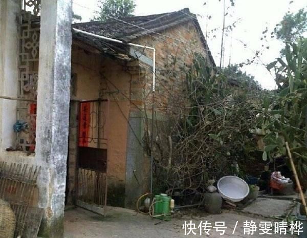 自建房|晒晒农村自建房,里里外外花了不到50万,一点不比城里的别墅差