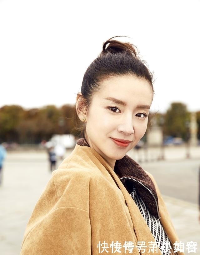 长得好看的女人,“唇形”大多是这4种,是不是美女,看唇就知道