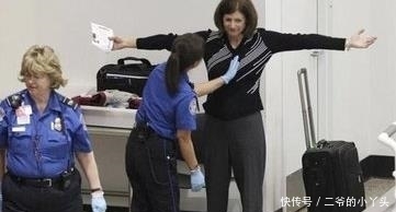真相|老人过安检时，警报大作，得知真相后人们泪目，纷纷向他致敬！