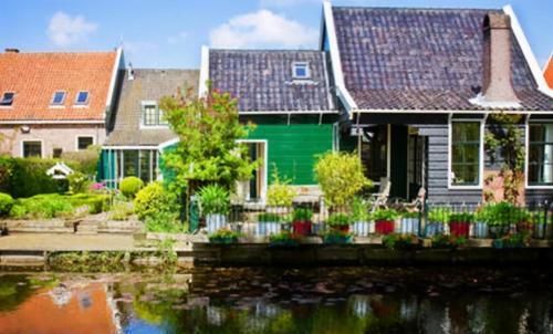 欧洲|欧洲最富村庄，村民来自世界各地人均5栋别墅，只接待自由行游客