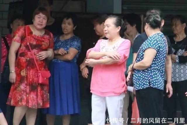 综艺|赵丽颖离婚后综艺首秀，从甜妹变成甜姐，何炅吴磊暖心哄姐